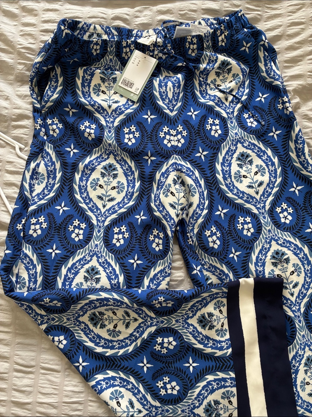 H&M Blue and White Printed Athletic Shorts